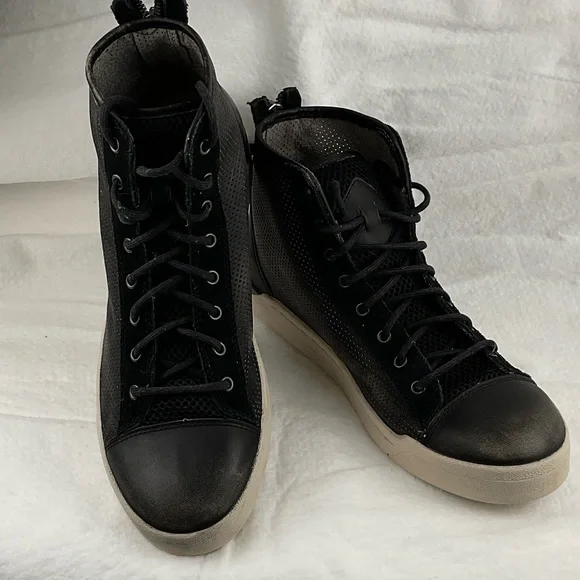 Diesel Black and Gray High-Top Sneakers - Picture 9 of 10